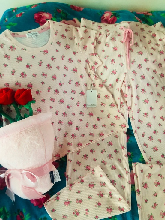 PJ Salvage Other - NWT PJ Salvage Matching Set Lounge To Bed In Bushel of Roses SZ LG